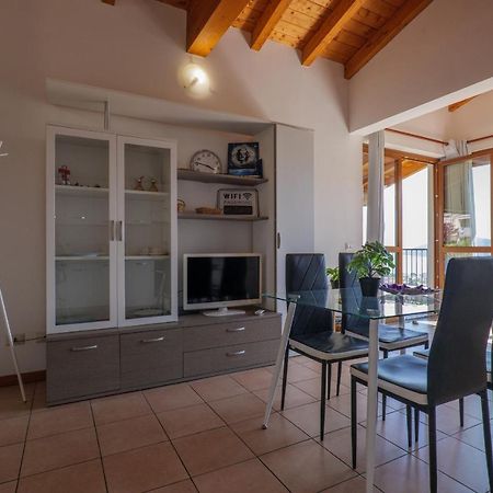 Panoramic'S Loft Apartment Verbania Ngoại thất bức ảnh